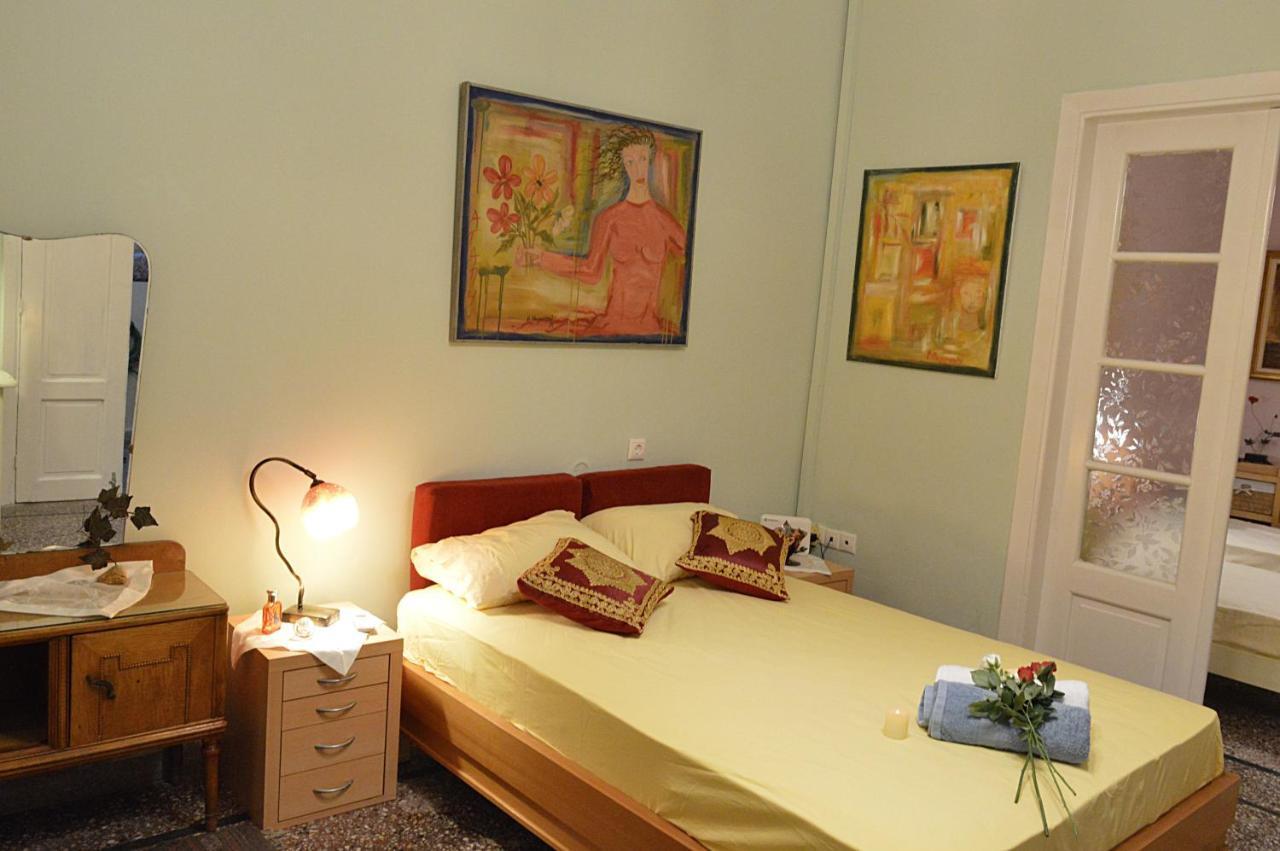 Apartament Pireas Port Next To Metro Artistic House Zewnętrze zdjęcie