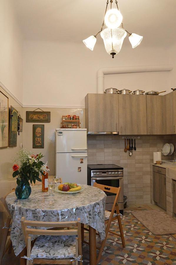 Apartament Pireas Port Next To Metro Artistic House Zewnętrze zdjęcie