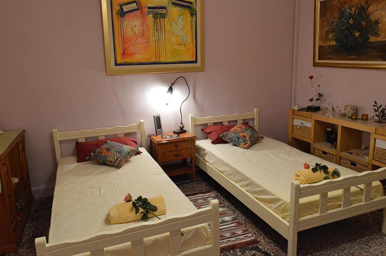Apartament Pireas Port Next To Metro Artistic House Zewnętrze zdjęcie