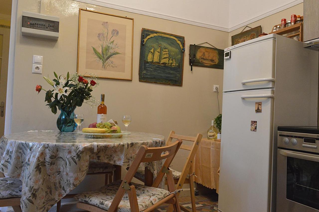 Apartament Pireas Port Next To Metro Artistic House Zewnętrze zdjęcie